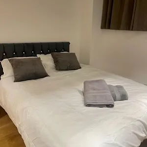 https://monument-prime-location-in-the-city-of-london.cambridgehotelsuk.com