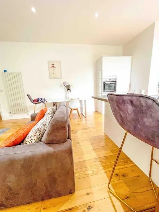 London 2 Bed Apartment
